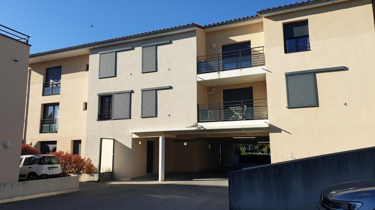 Le Loft De Genas - La Cabane Exterior photo